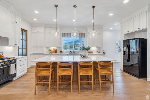 Tiny photo for 415 S 1200 W, Mapleton, UT 84664 (MLS # 2115681)