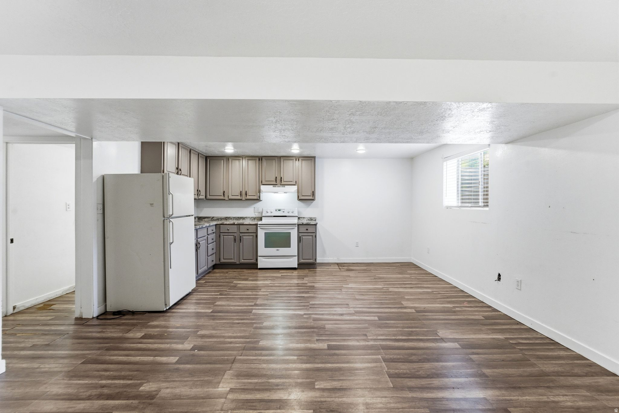 CAMELOT - Residential