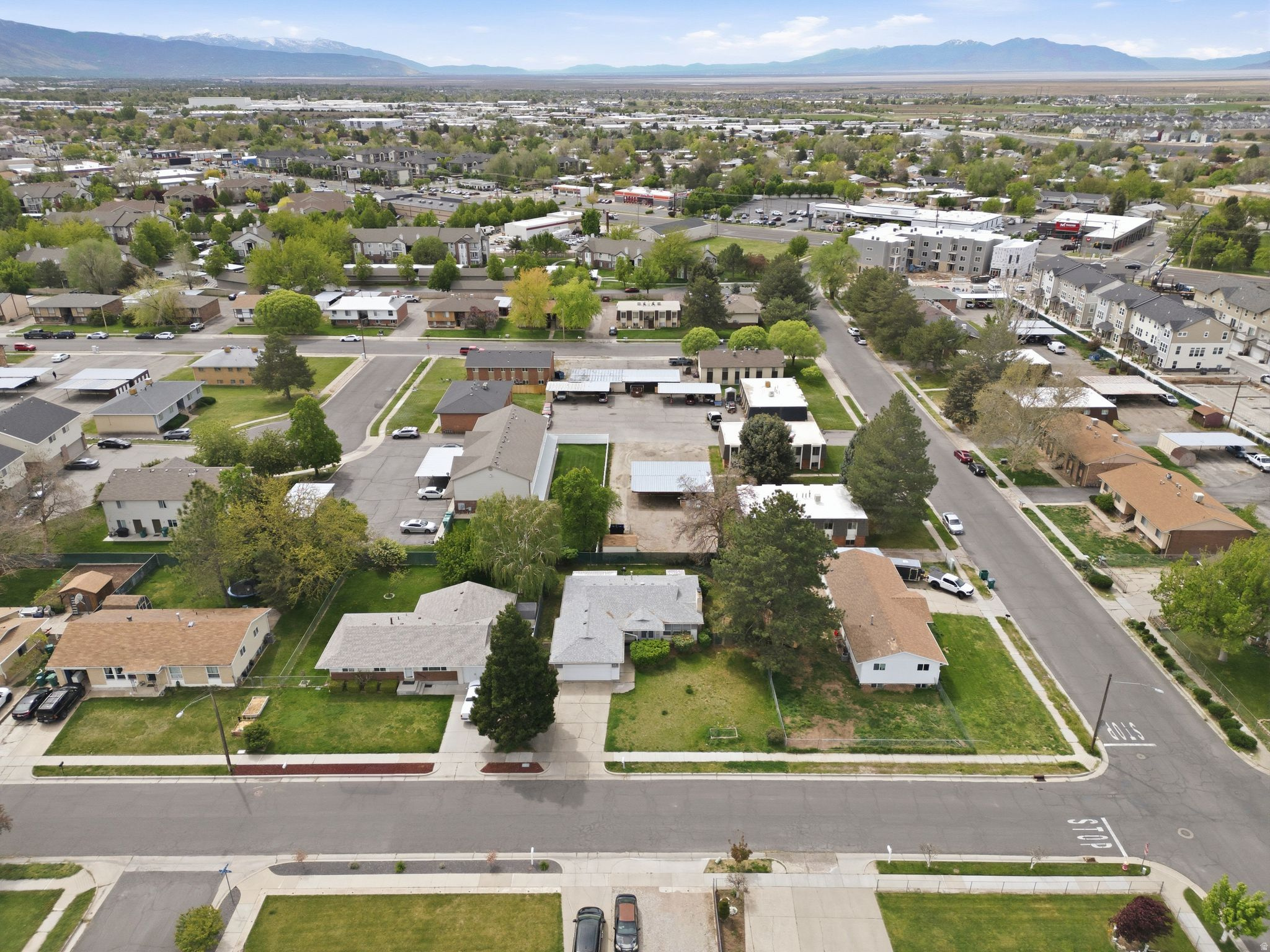 CAMELOT - Residential