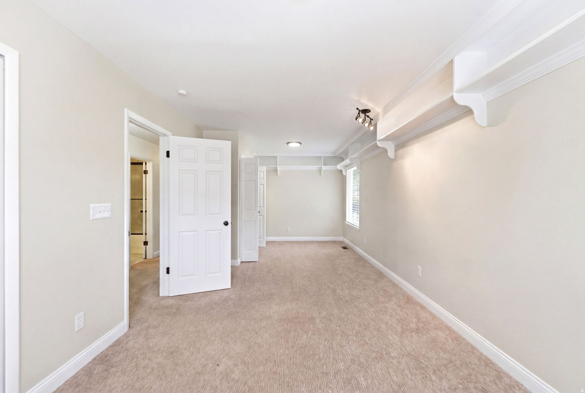 CAMELOT - Residential