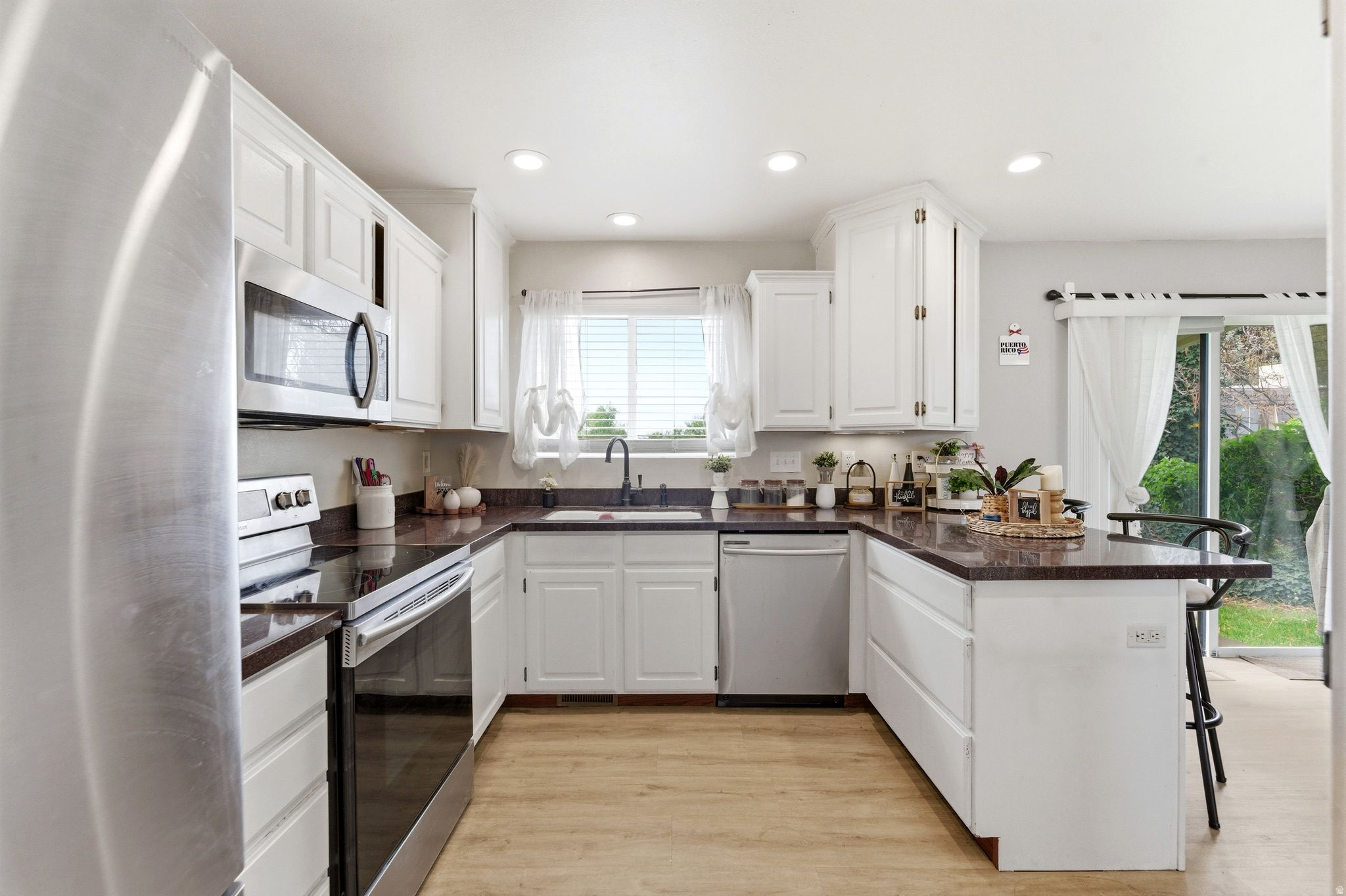 CAMELOT - Residential