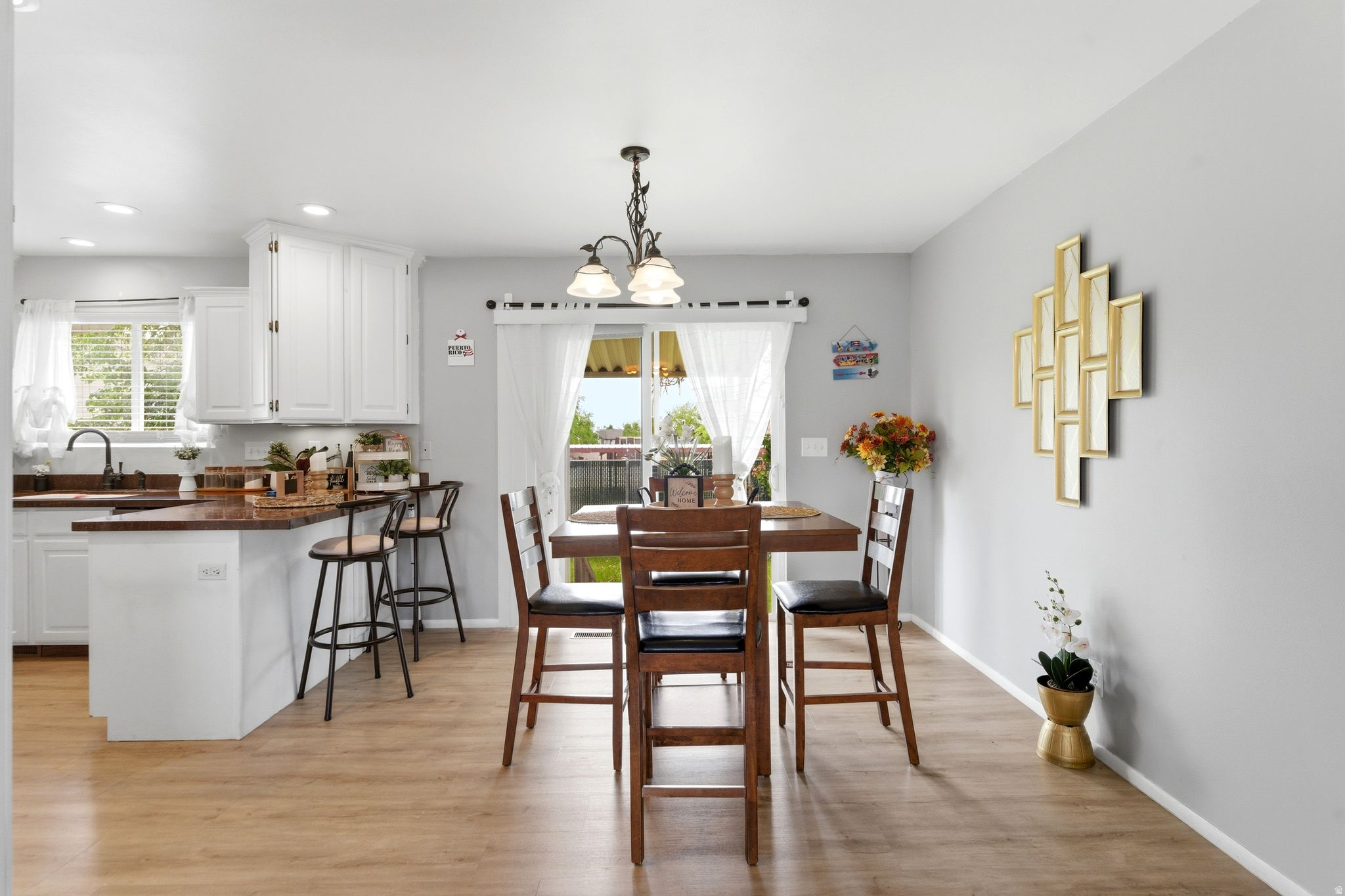 CAMELOT - Residential