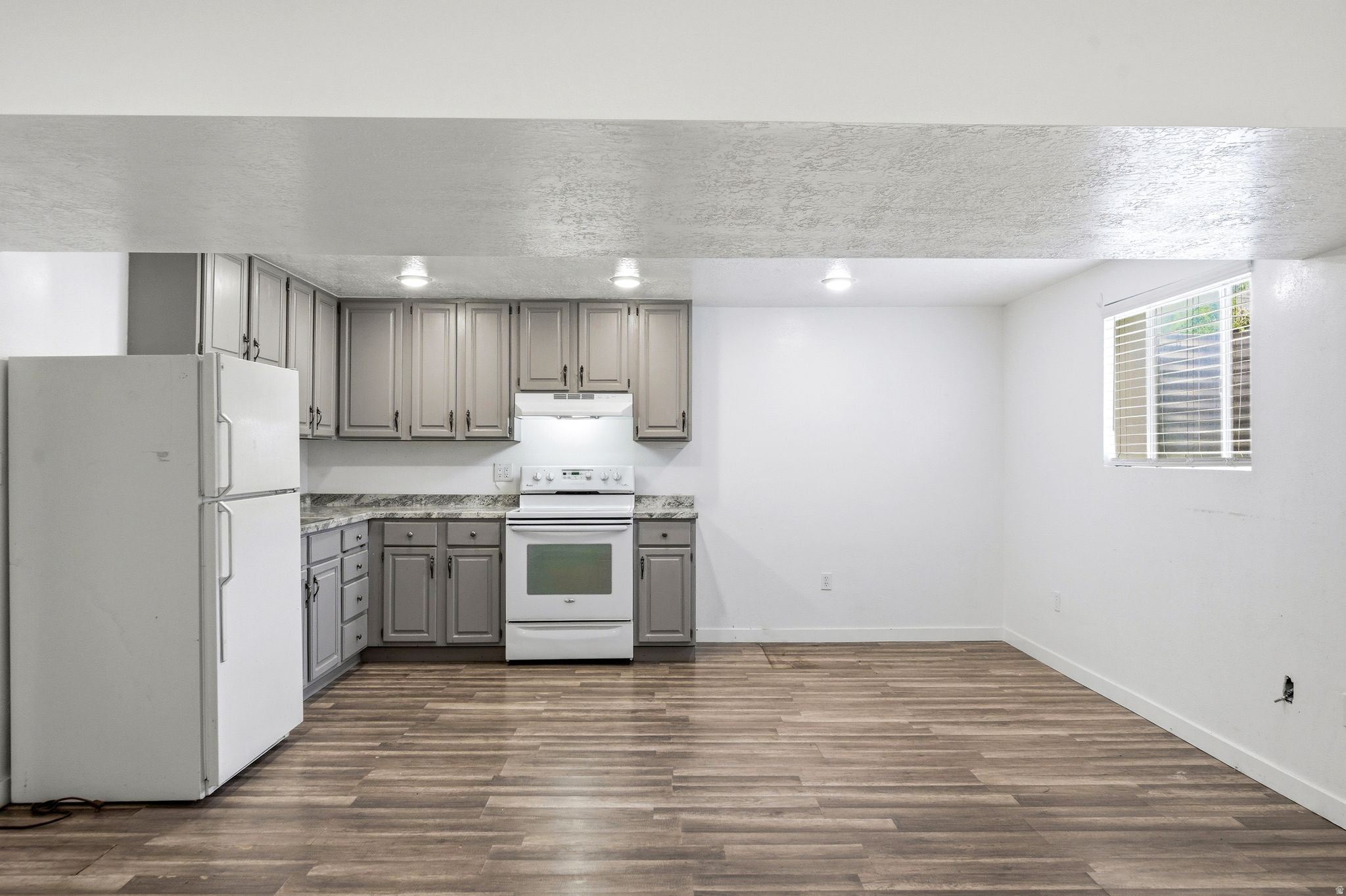 CAMELOT - Residential