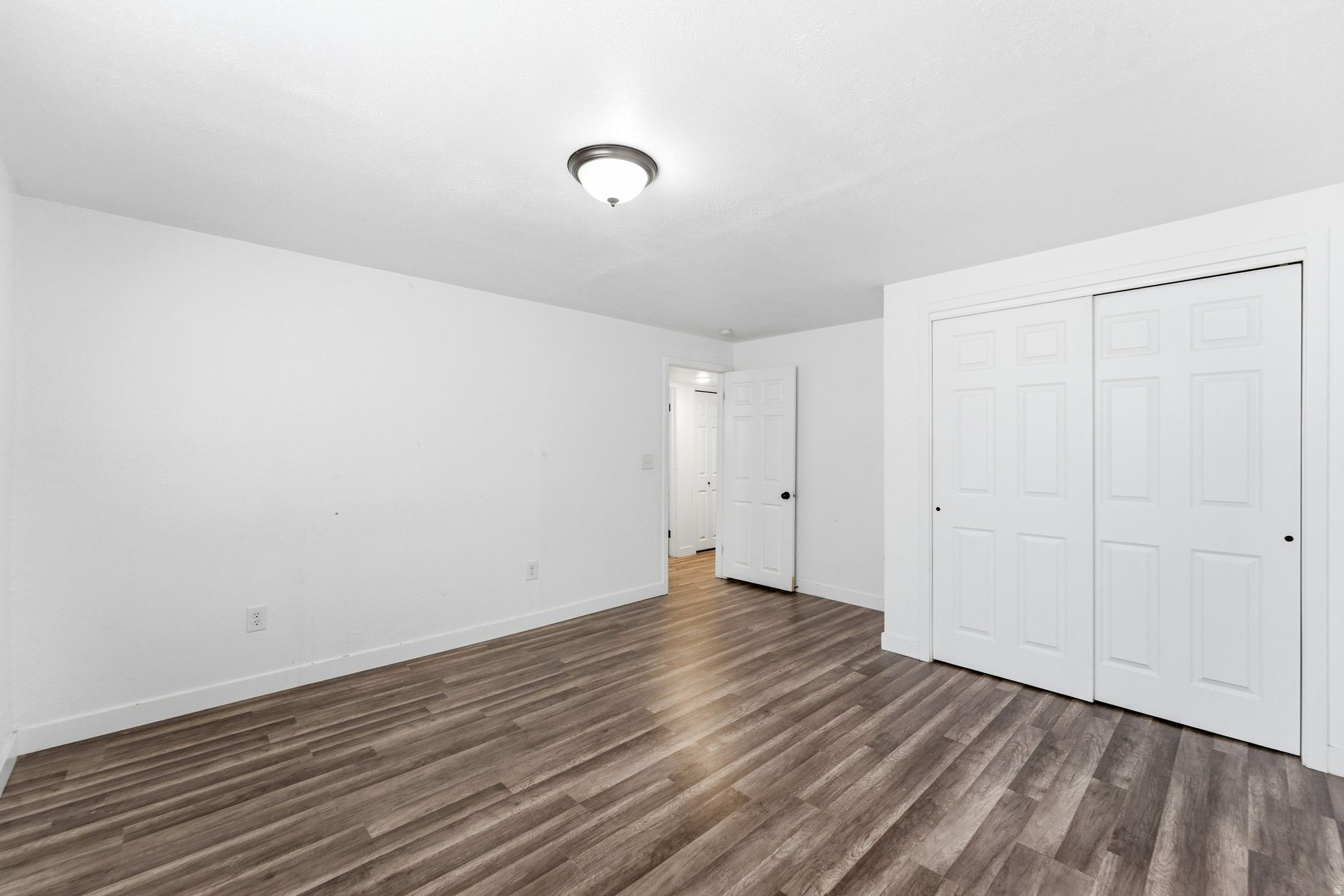 CAMELOT - Residential