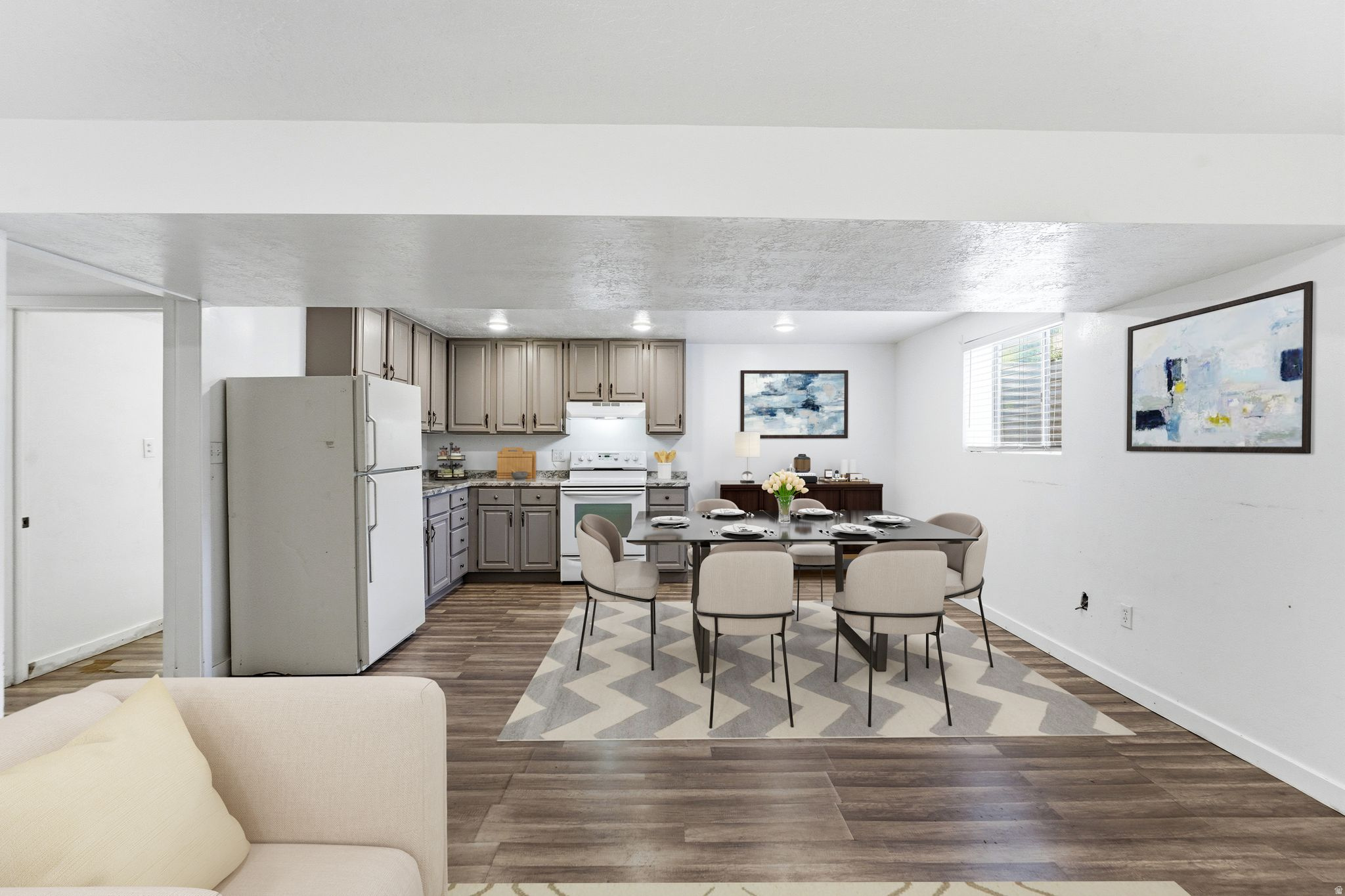 CAMELOT - Residential