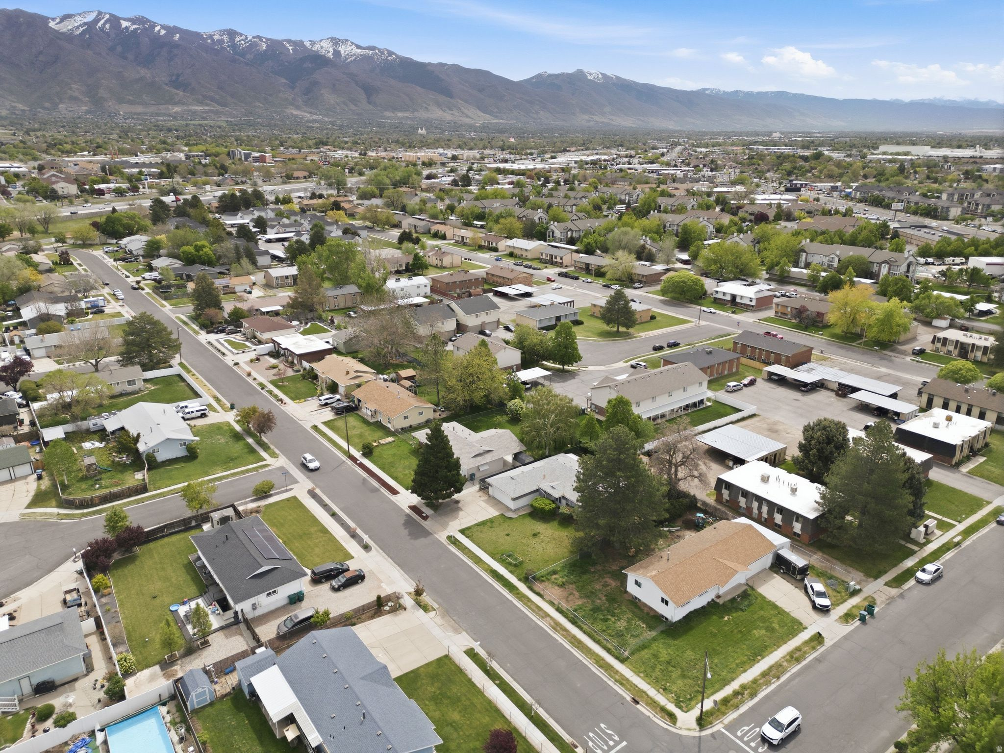 CAMELOT - Residential