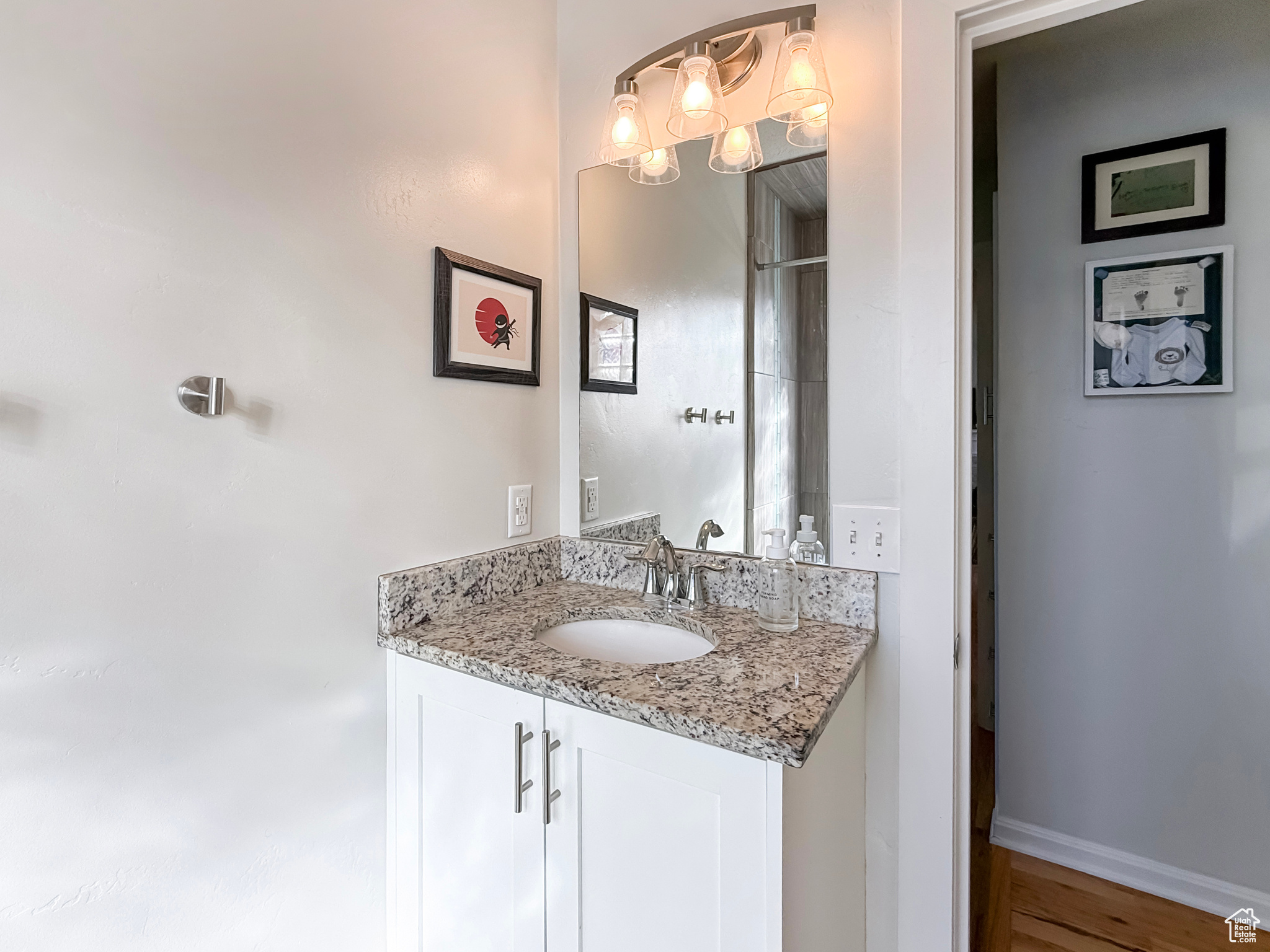 KINGSTON HEIGHTS - Residential
