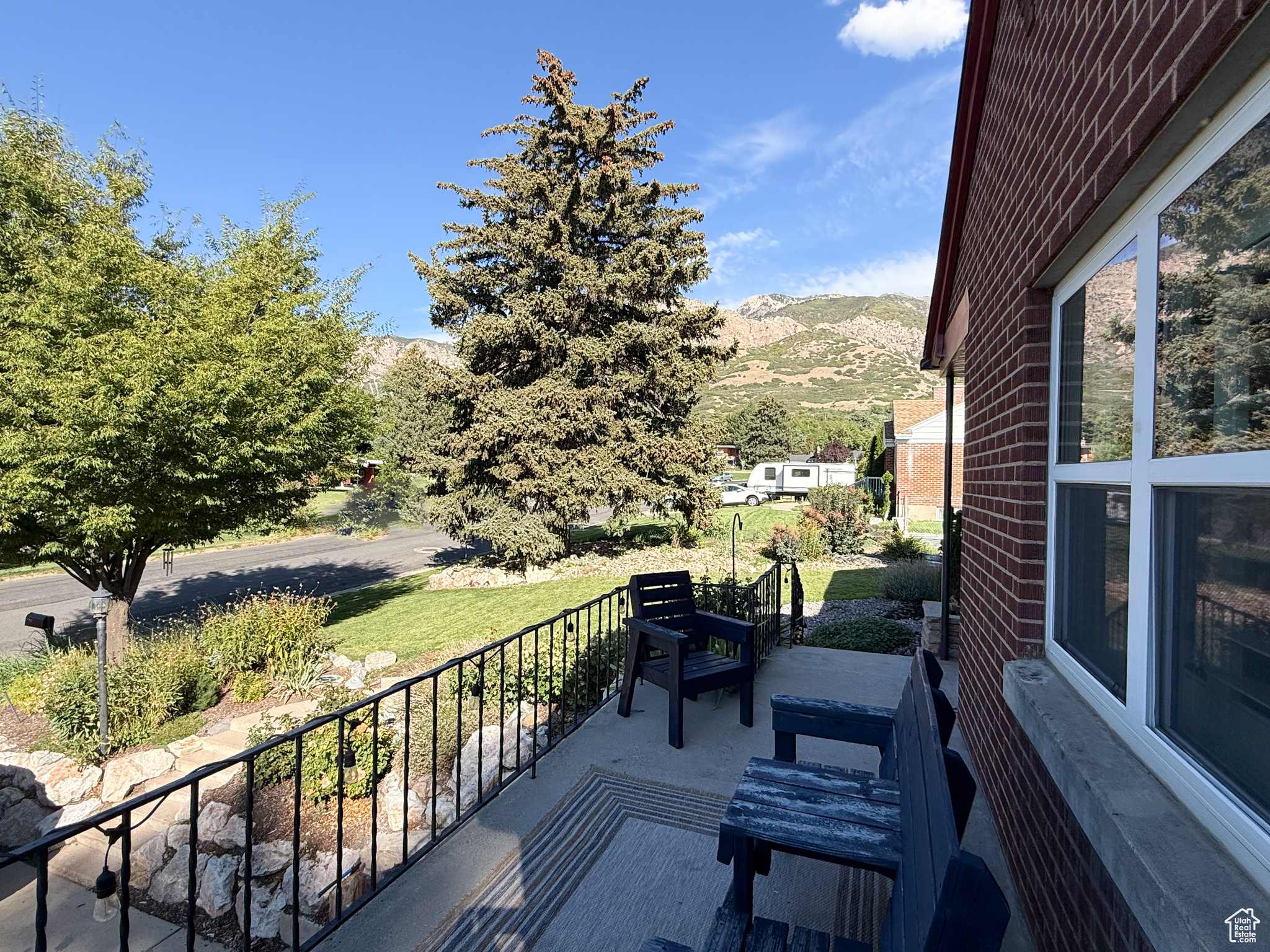 KINGSTON HEIGHTS - Residential