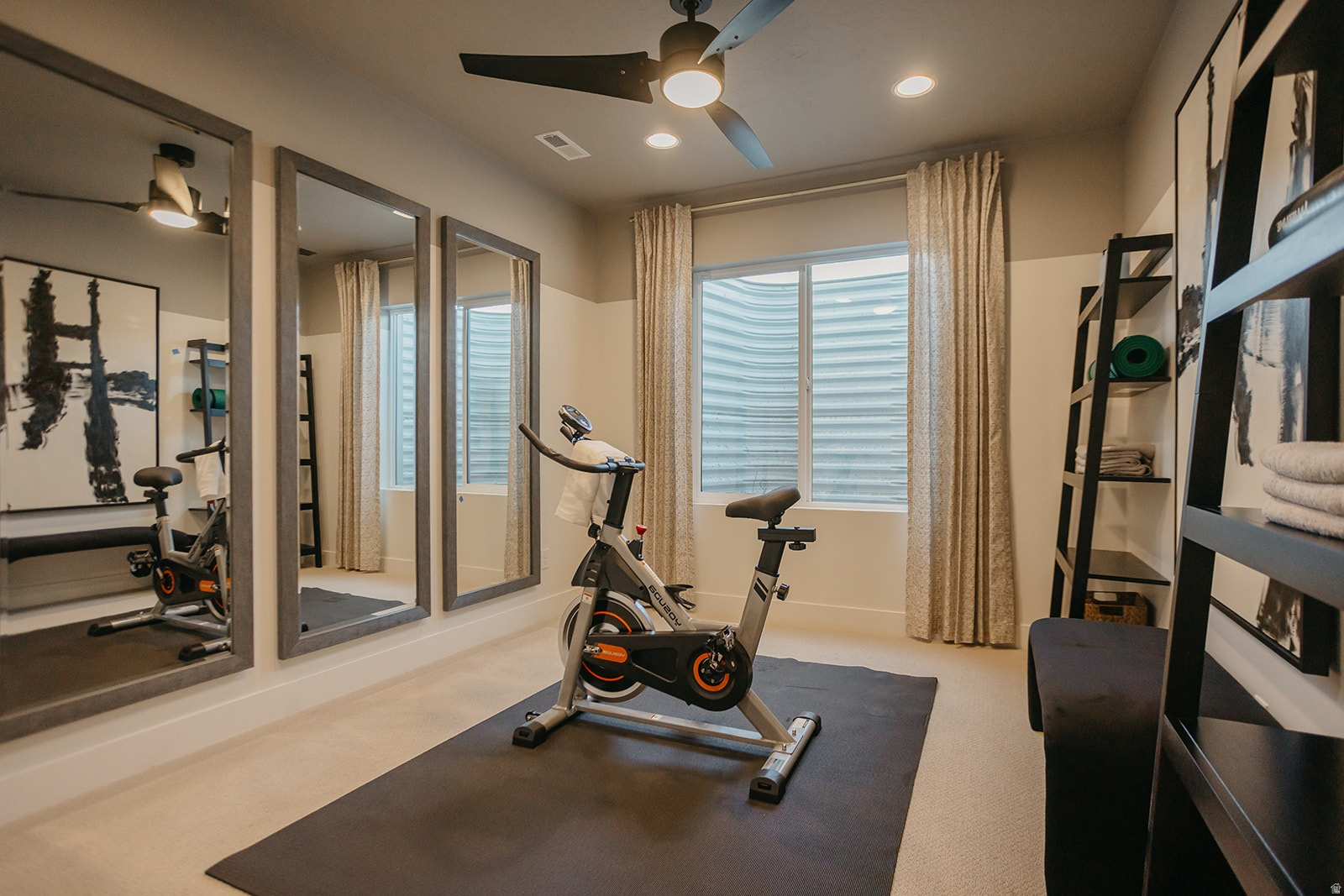 WILLOW ESTATES - Residential