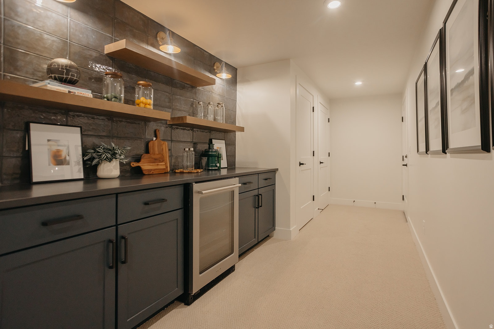 WILLOW ESTATES - Residential