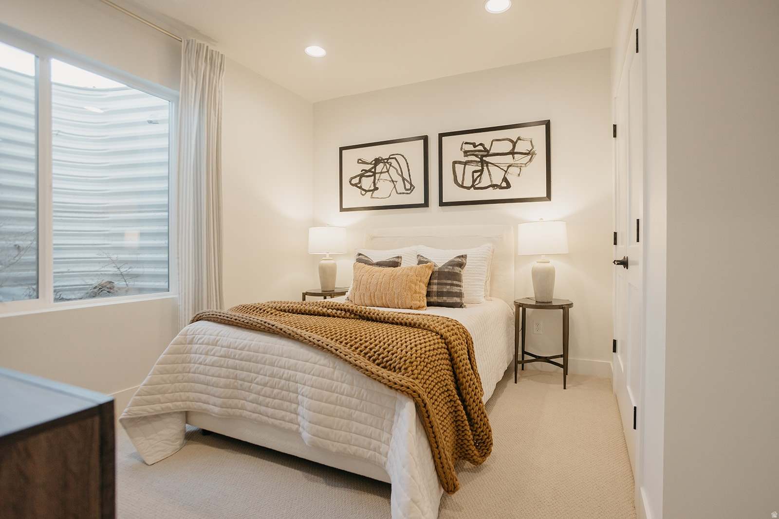 WILLOW ESTATES - Residential