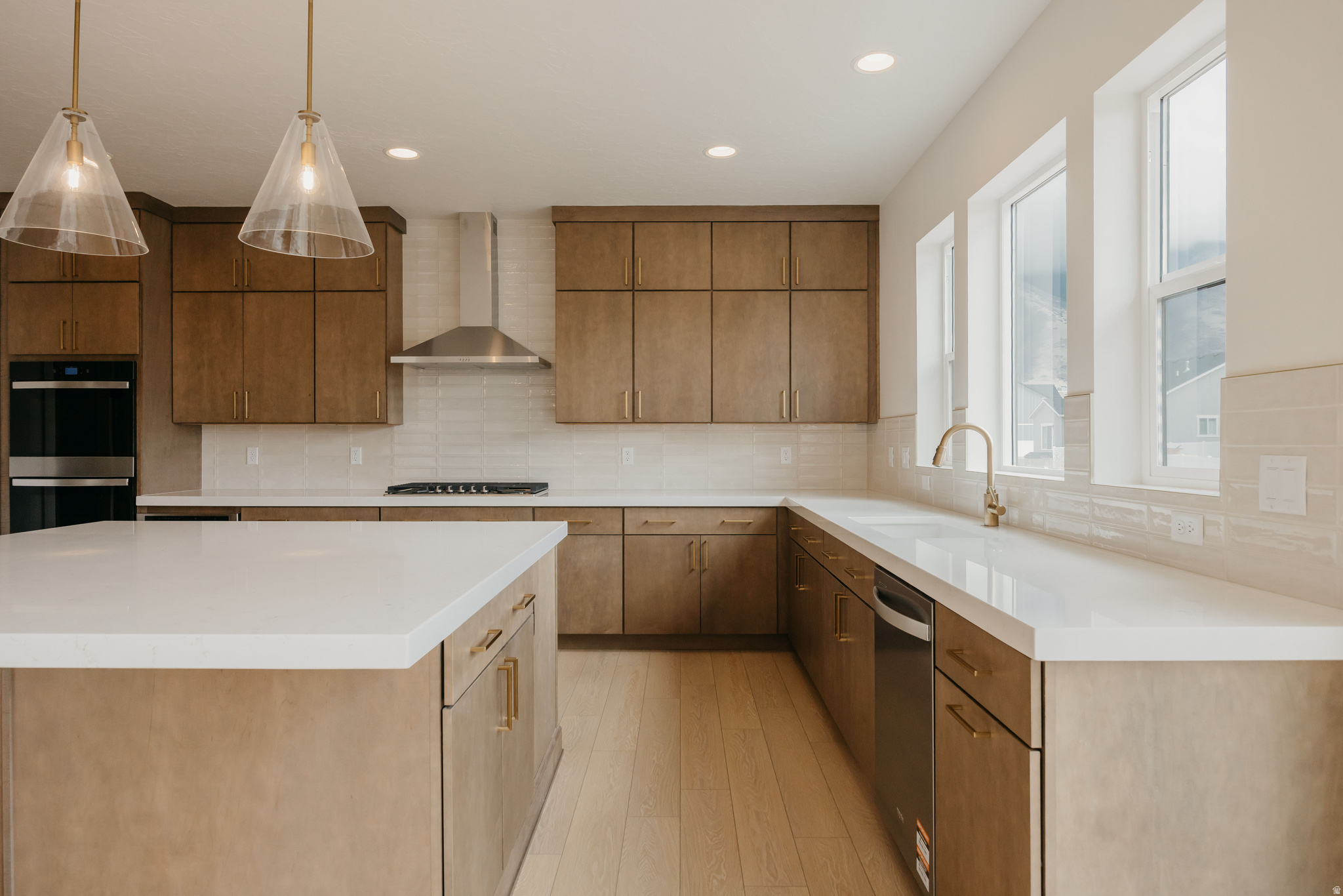 WILLOW ESTATES - Residential