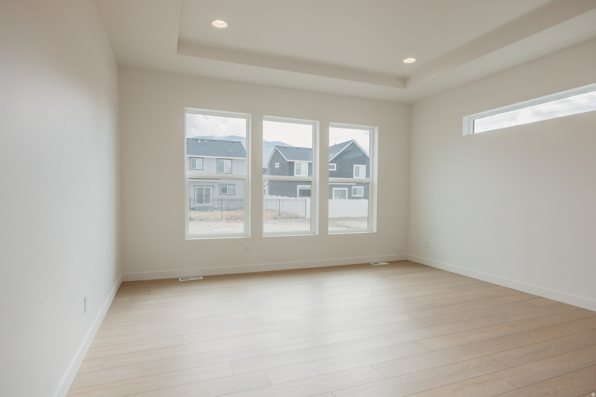 WILLOW ESTATES - Residential