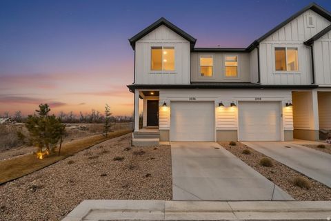Photo of 1036 E SCUTTLEBUTT LN #2055, Saratoga Springs, UT 84045 (MLS # 2140720)