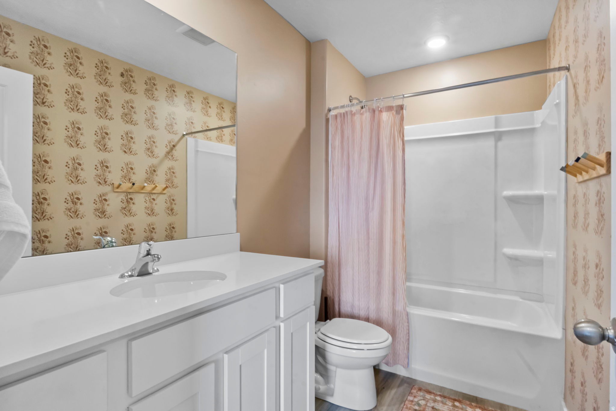 NORTHSHORE - Residential