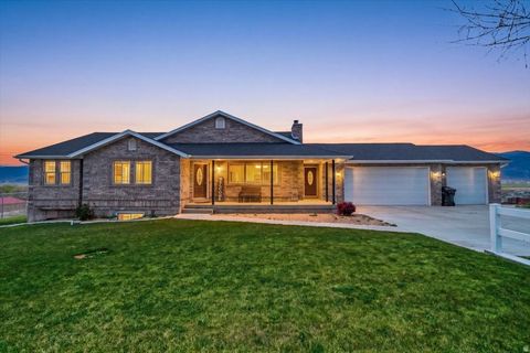 Homes For Sale - 495 N 300<br/> Moroni, UT 84646