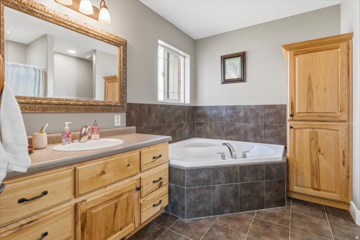 DAILEY MINOR - Residential