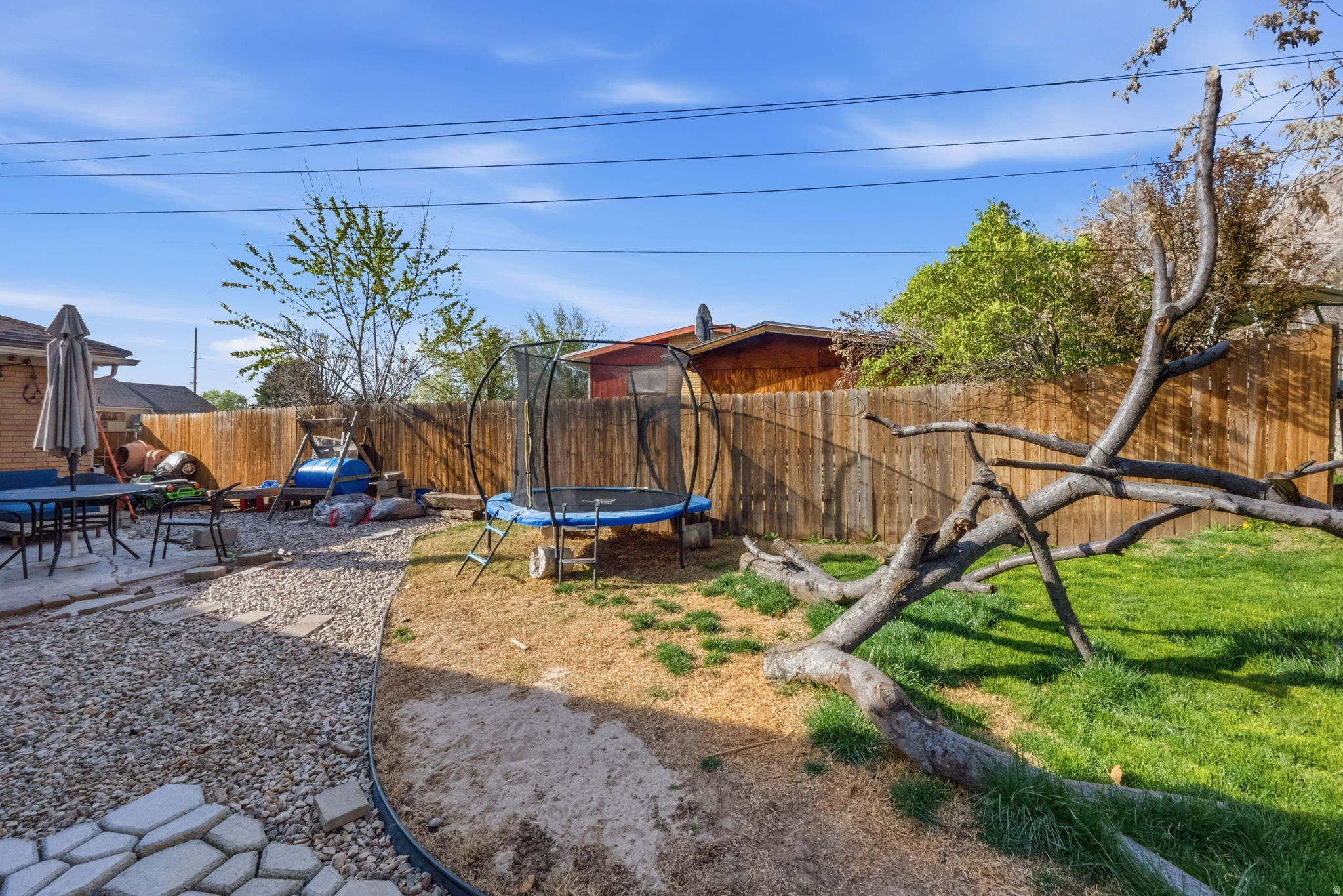 11-121-0022 - Residential