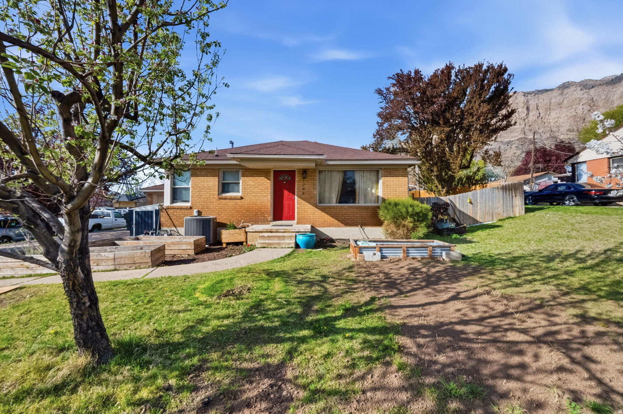 11-121-0022 - Residential