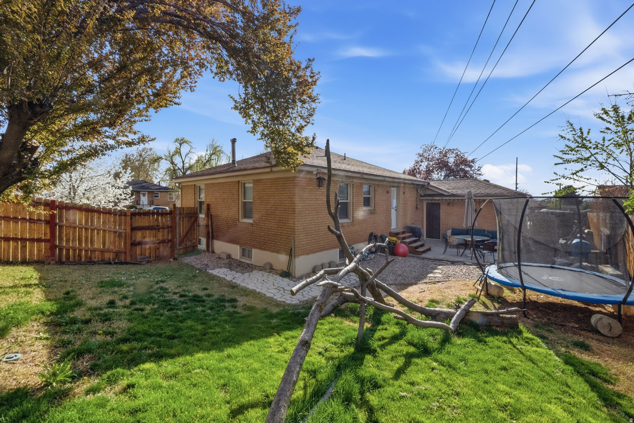 11-121-0022 - Residential