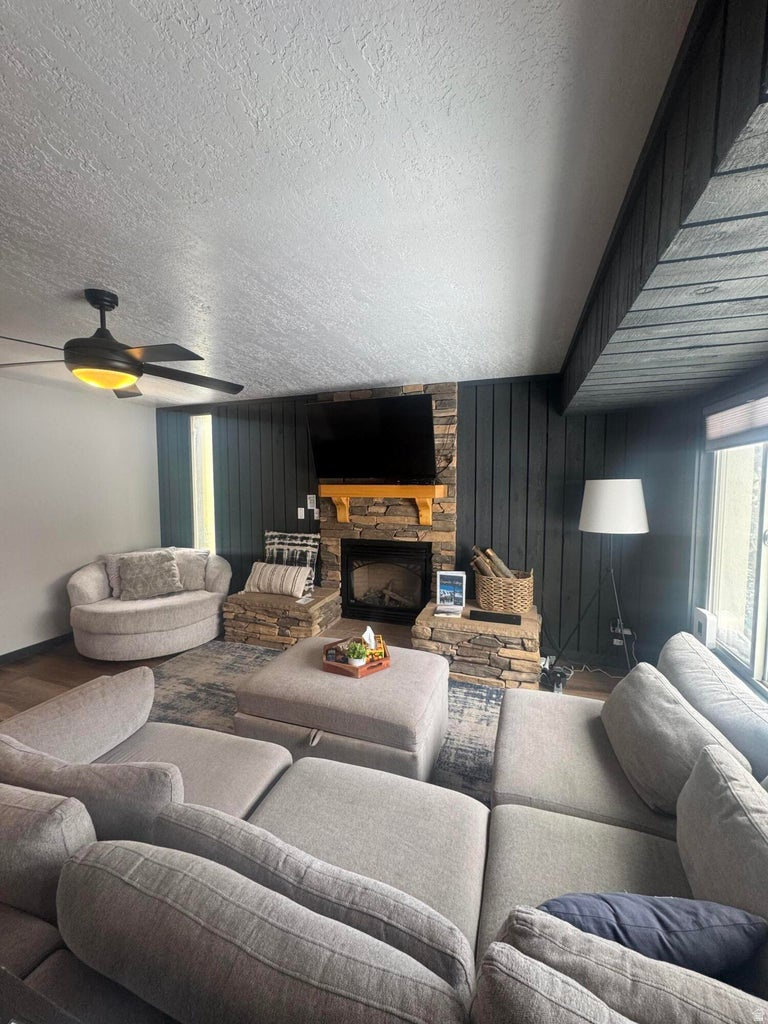 BRIAN HEAD VILLAGE - Residential