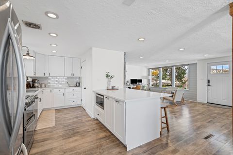 Tiny photo for 2913 S DAVIS BLVD, Bountiful, UT 84010 (MLS # 2124050)