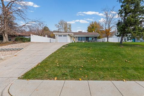 Tiny photo for 2913 S DAVIS BLVD, Bountiful, UT 84010 (MLS # 2124050)