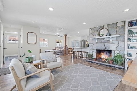 Tiny photo for 2913 S DAVIS BLVD, Bountiful, UT 84010 (MLS # 2124050)