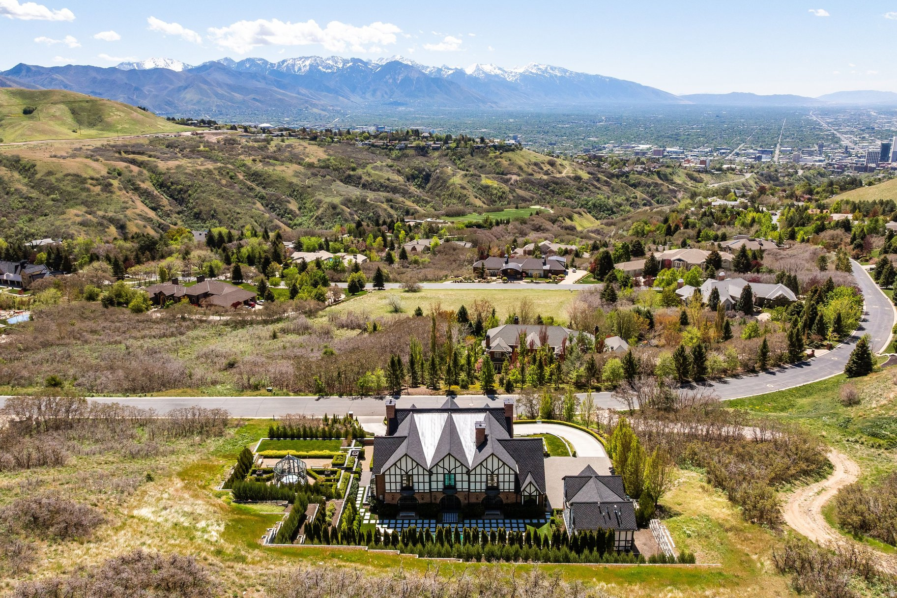 NORTH COVE ESTATES - Residential
