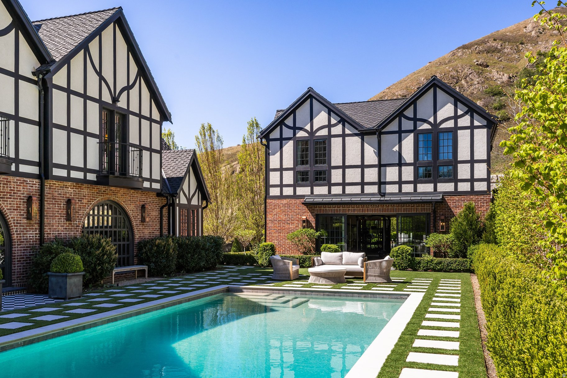 NORTH COVE ESTATES - Residential