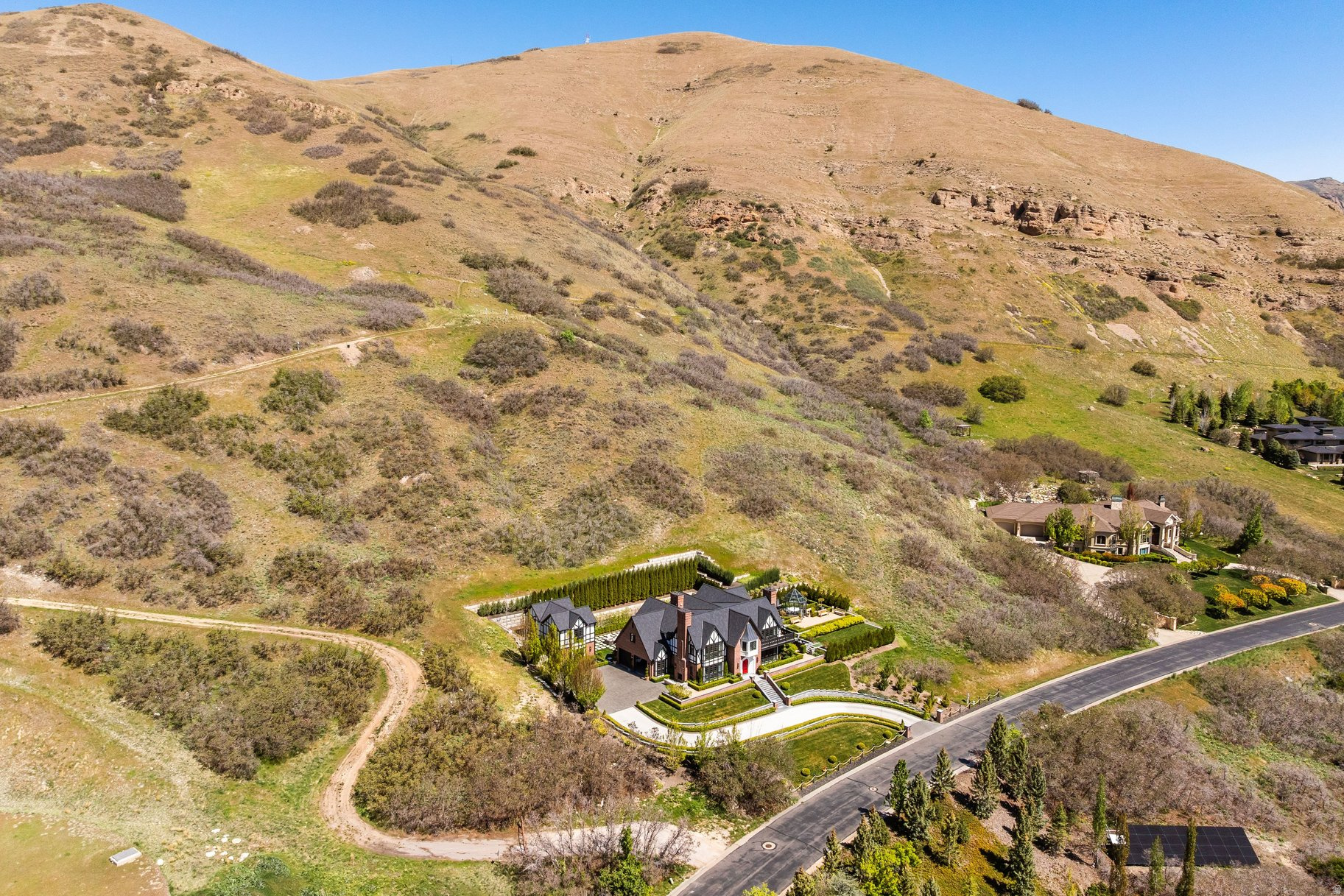 NORTH COVE ESTATES - Residential