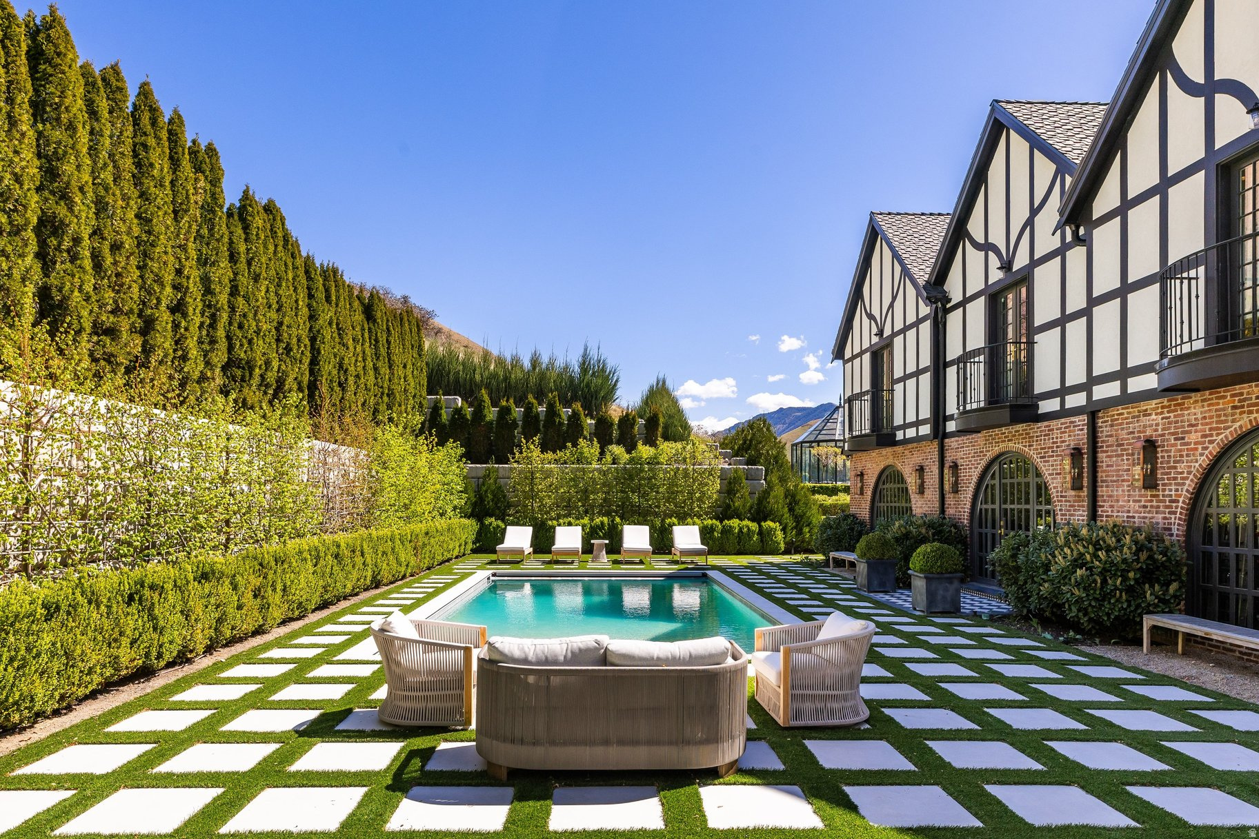 NORTH COVE ESTATES - Residential