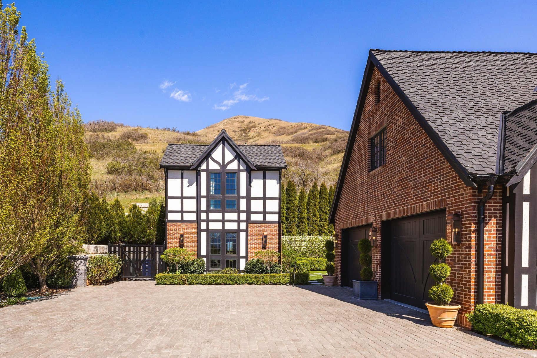 NORTH COVE ESTATES - Residential