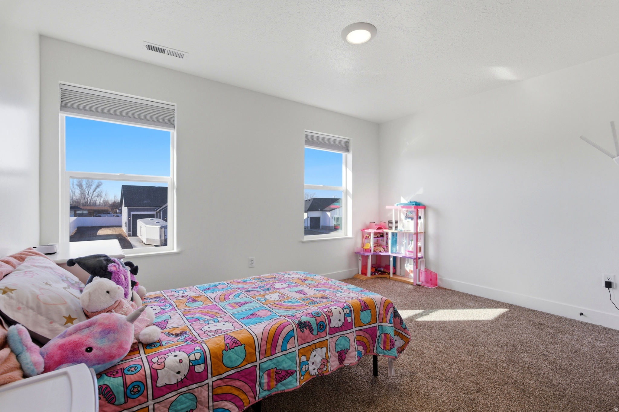 WEST FIELDS - Residential