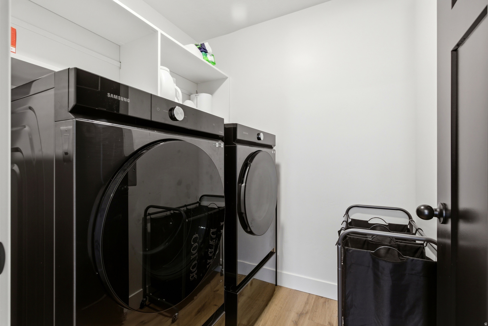 WEST FIELDS - Residential