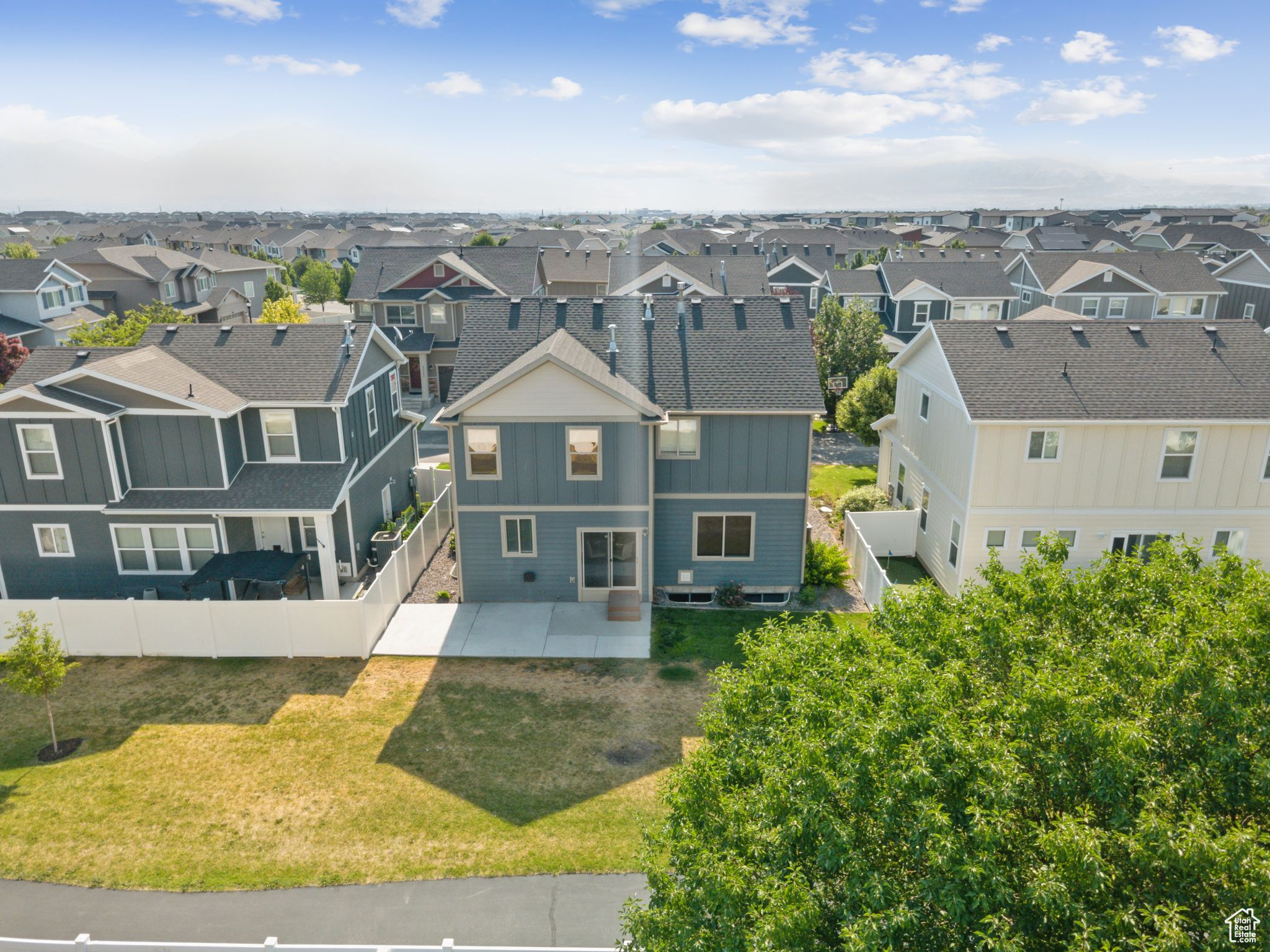 Herriman, Utah 84096, United States, 4 Bedrooms Bedrooms, ,3 BathroomsBathrooms,Residential,Active,162310