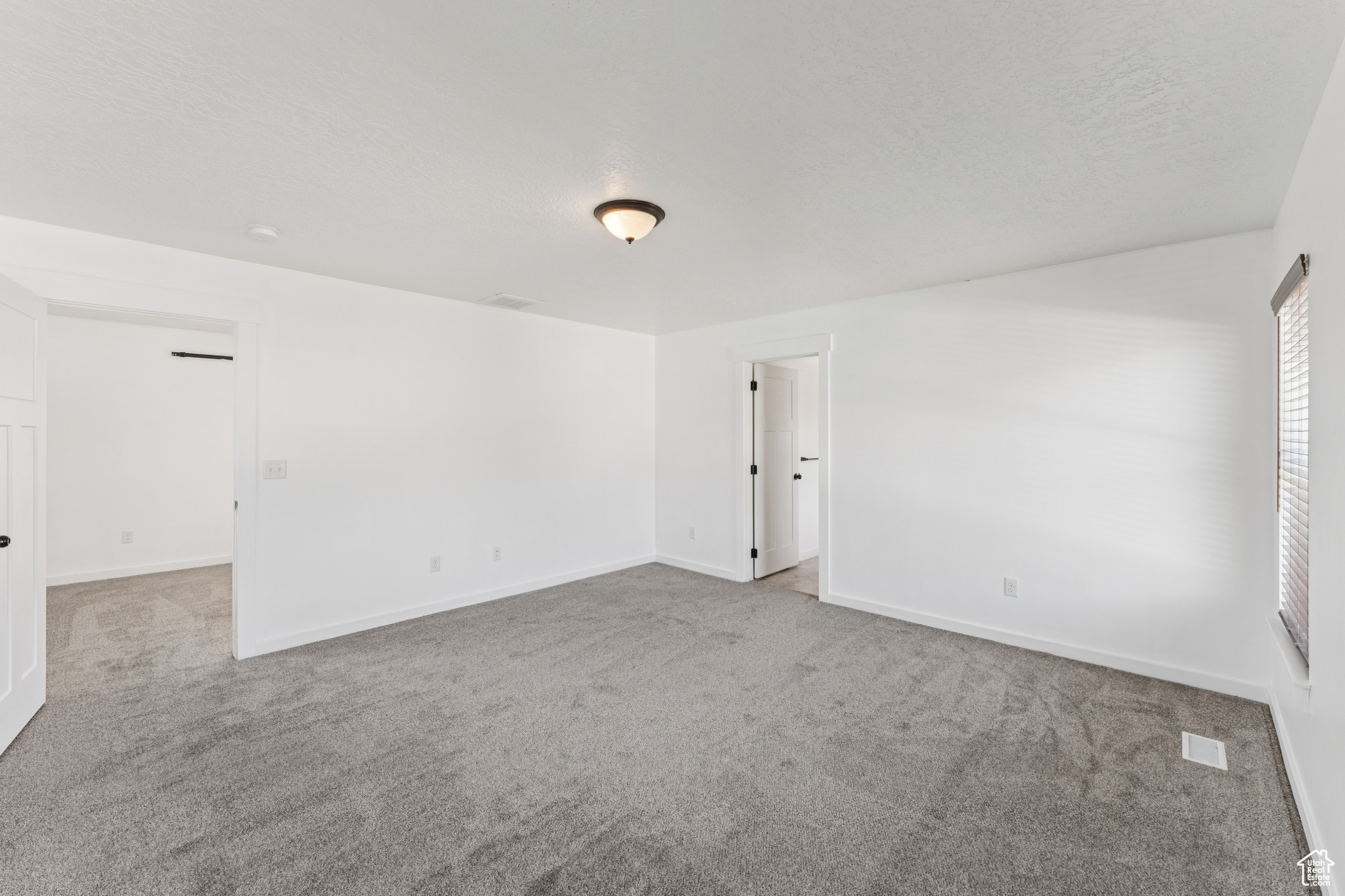 Herriman, Utah 84096, United States, 4 Bedrooms Bedrooms, ,3 BathroomsBathrooms,Residential,Active,162310