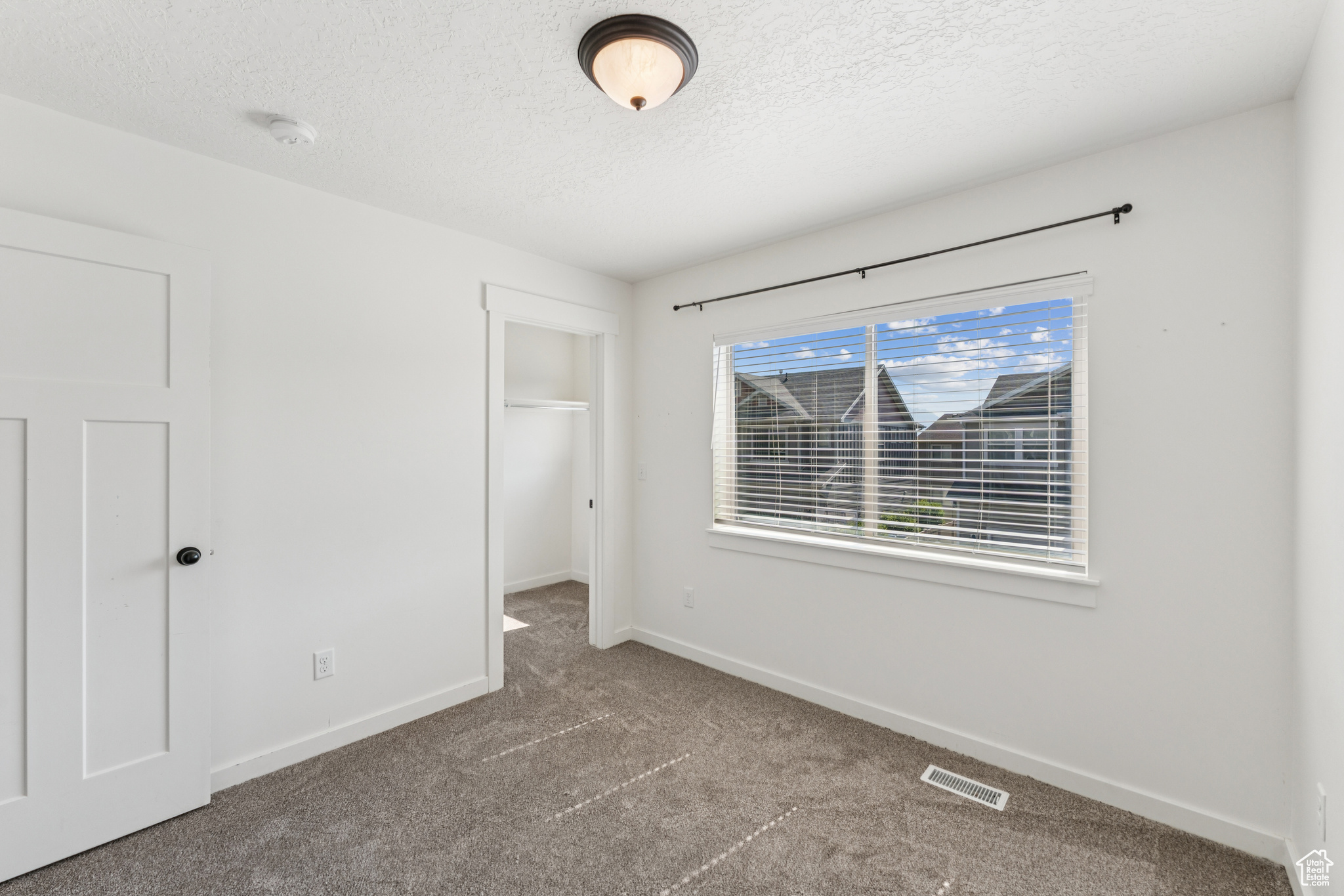 Herriman, Utah 84096, United States, 4 Bedrooms Bedrooms, ,3 BathroomsBathrooms,Residential,Active,162310