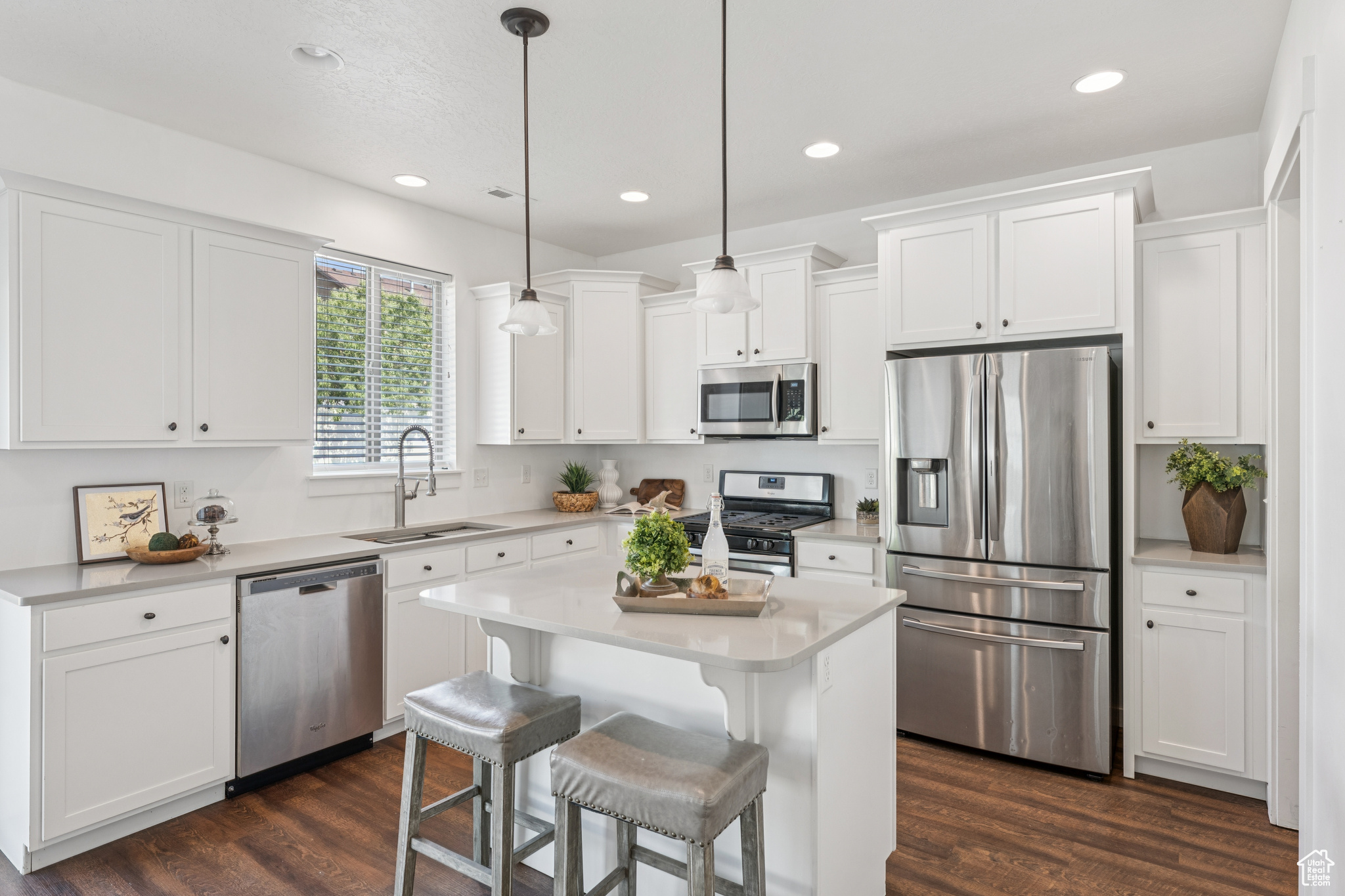 Herriman, Utah 84096, United States, 4 Bedrooms Bedrooms, ,3 BathroomsBathrooms,Residential,Active,162310