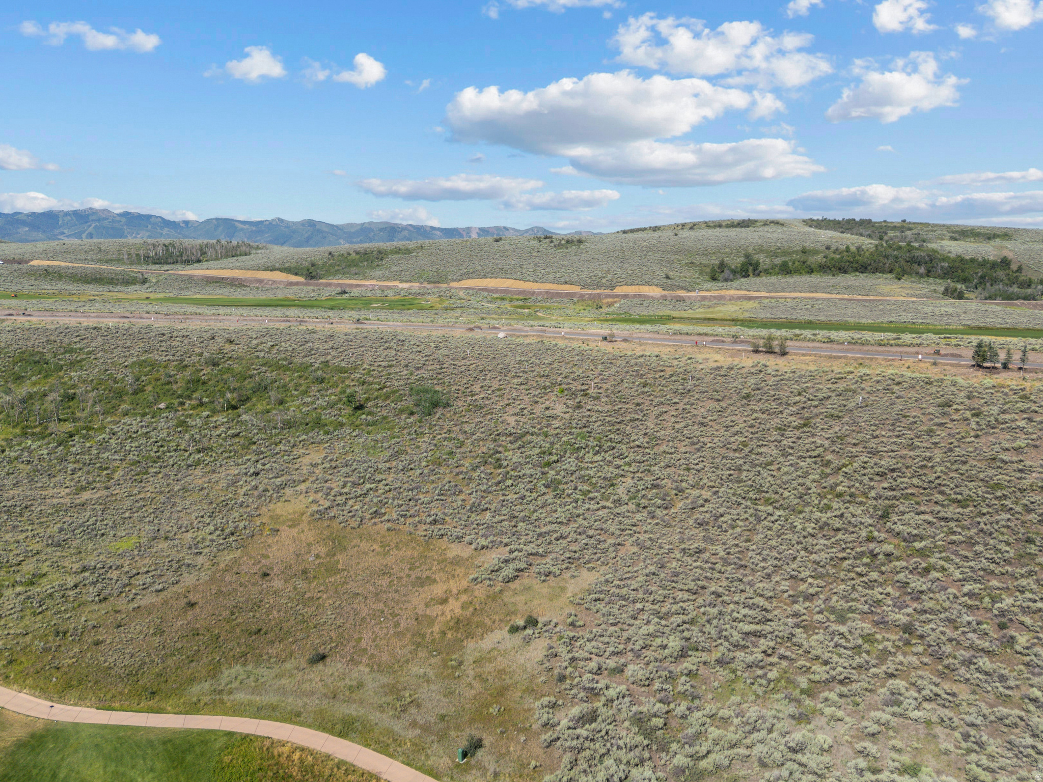 LINKS EDGE - Residential