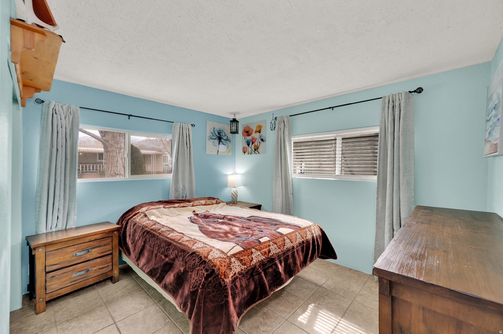 CAMELOT - Residential