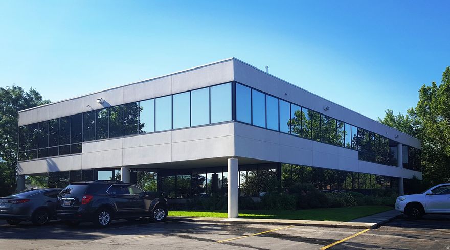 Suite 200: 1,900 SF Total Building Size: 12,566 SF Monument Signage Available Easy Access To I-15 And I-215 Adjacent To TOSH (Orthopedic Specialty Hospital) Close Proximity To IMC Hospital Google Fiber Available
