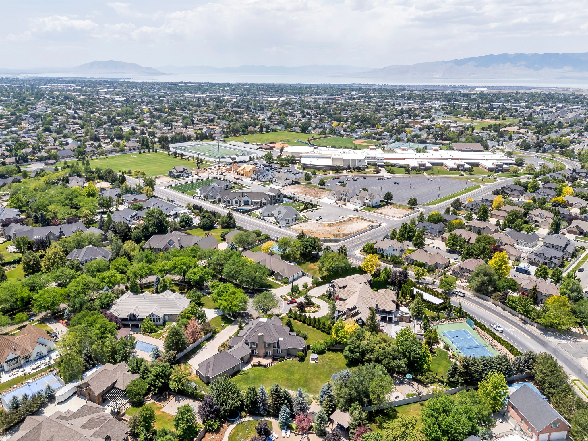 OLD ORCHARD ESTATES - Residential