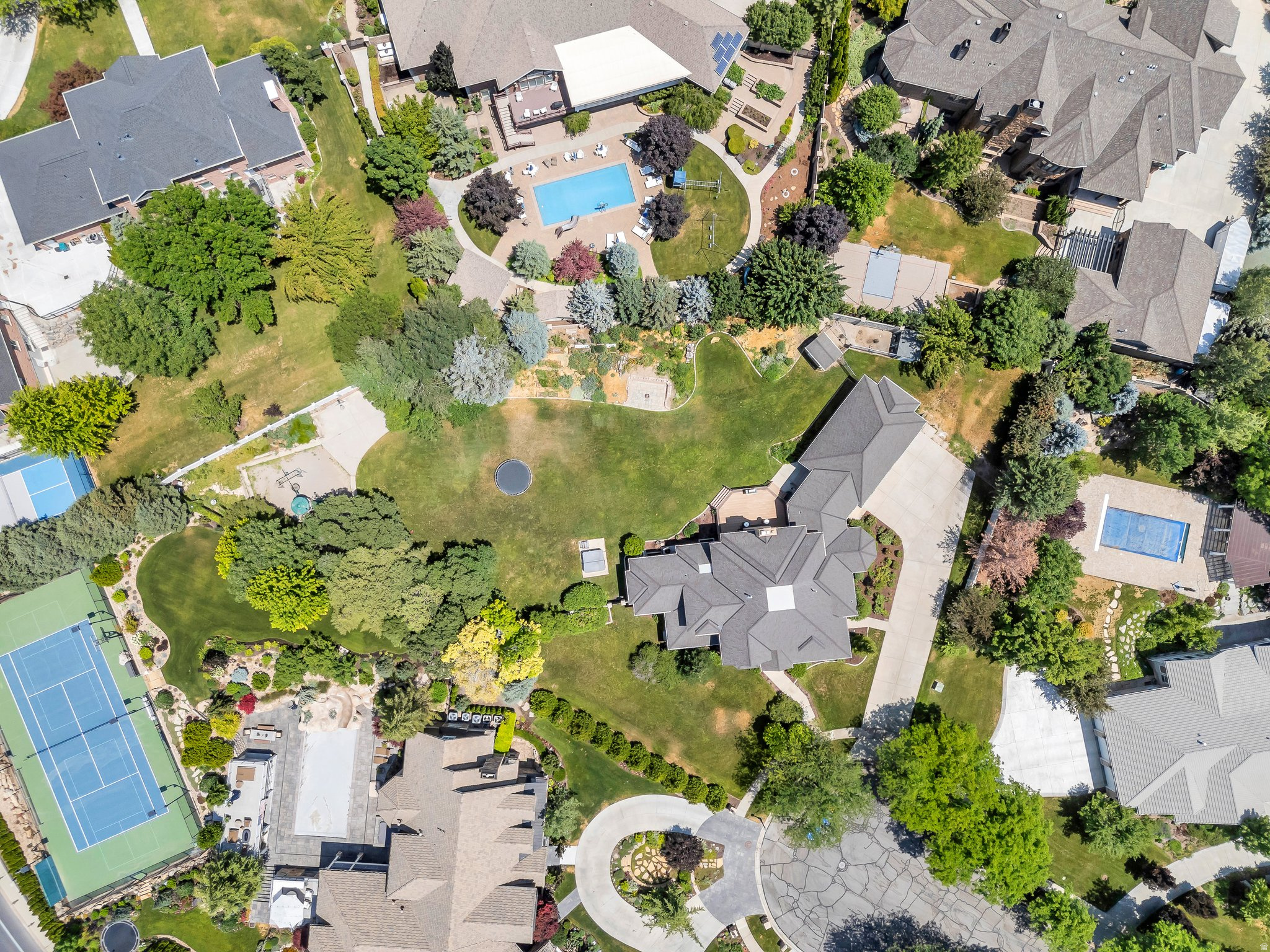 OLD ORCHARD ESTATES - Residential