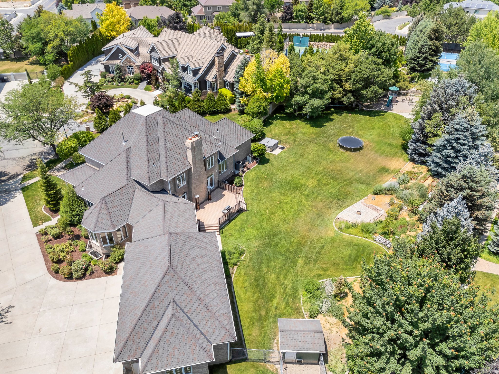 OLD ORCHARD ESTATES - Residential