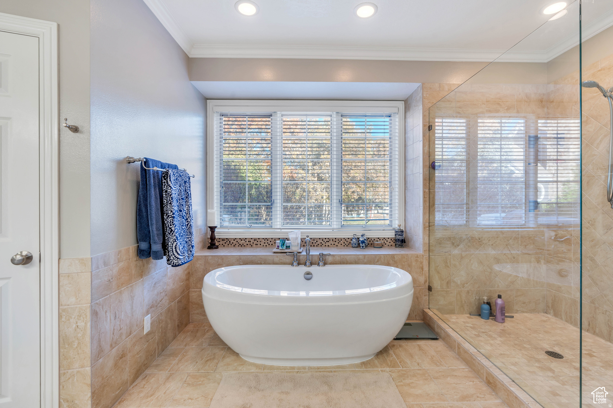 OLD ORCHARD ESTATES - Residential