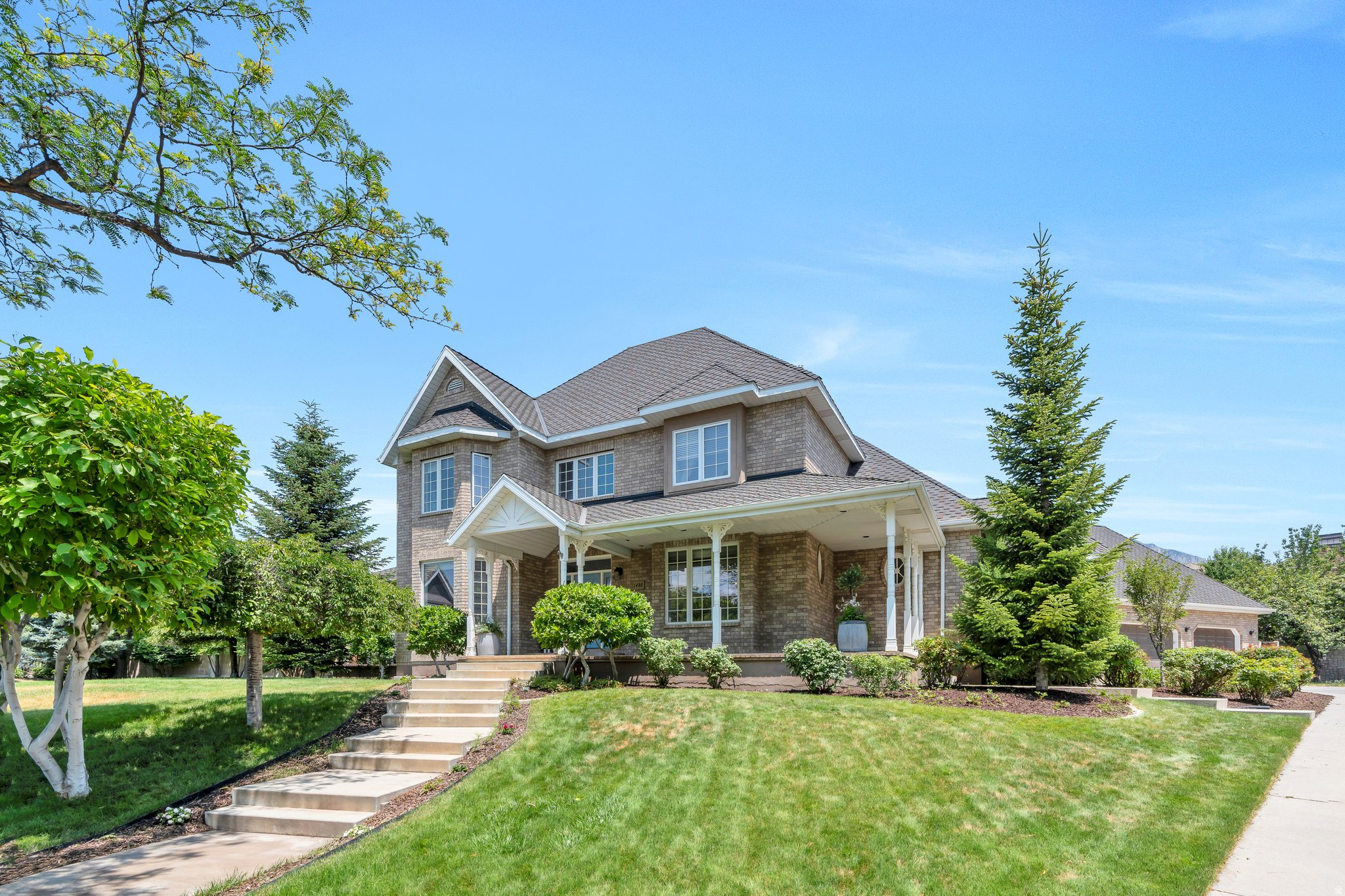 OLD ORCHARD ESTATES - Residential