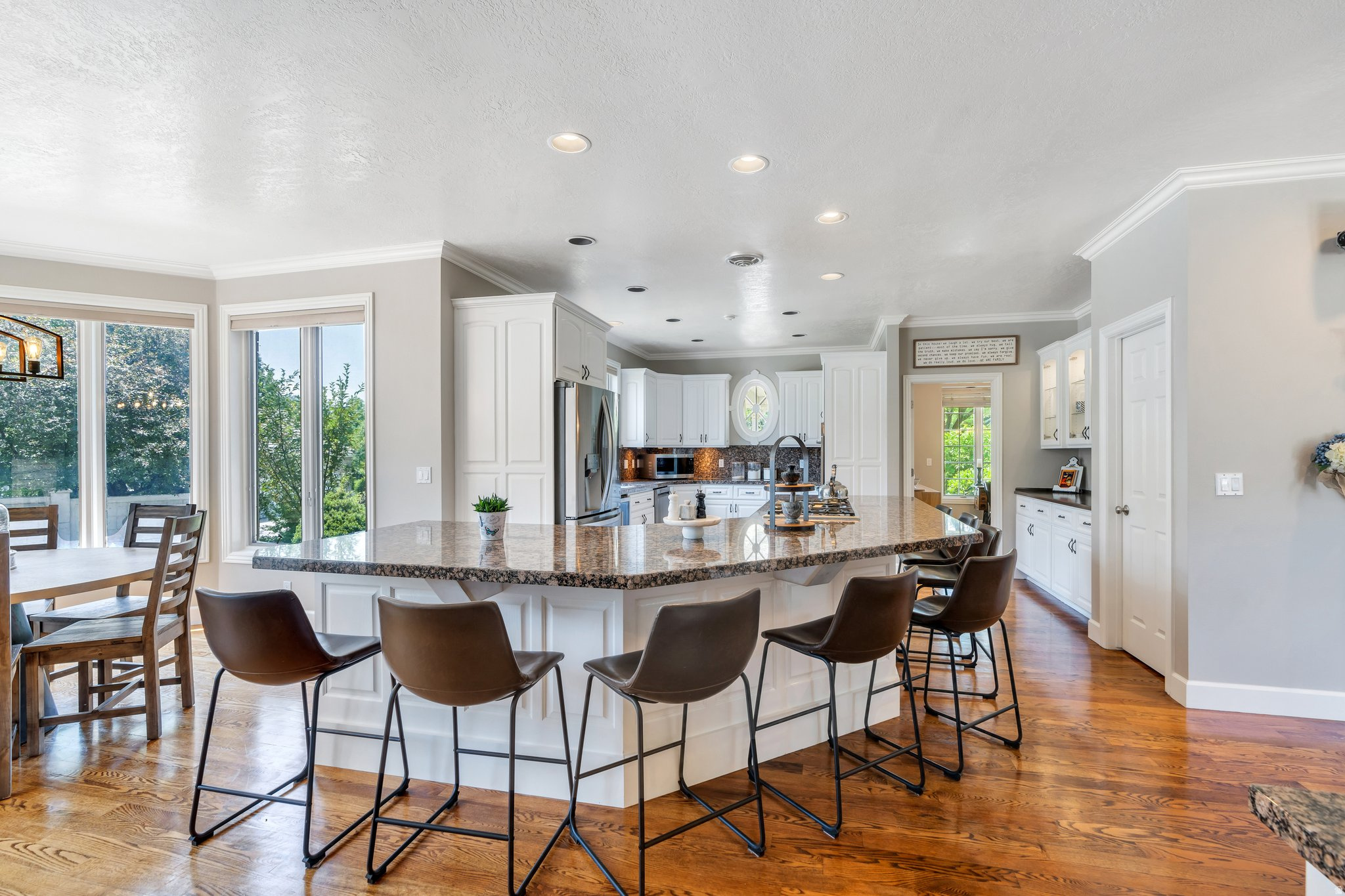 OLD ORCHARD ESTATES - Residential