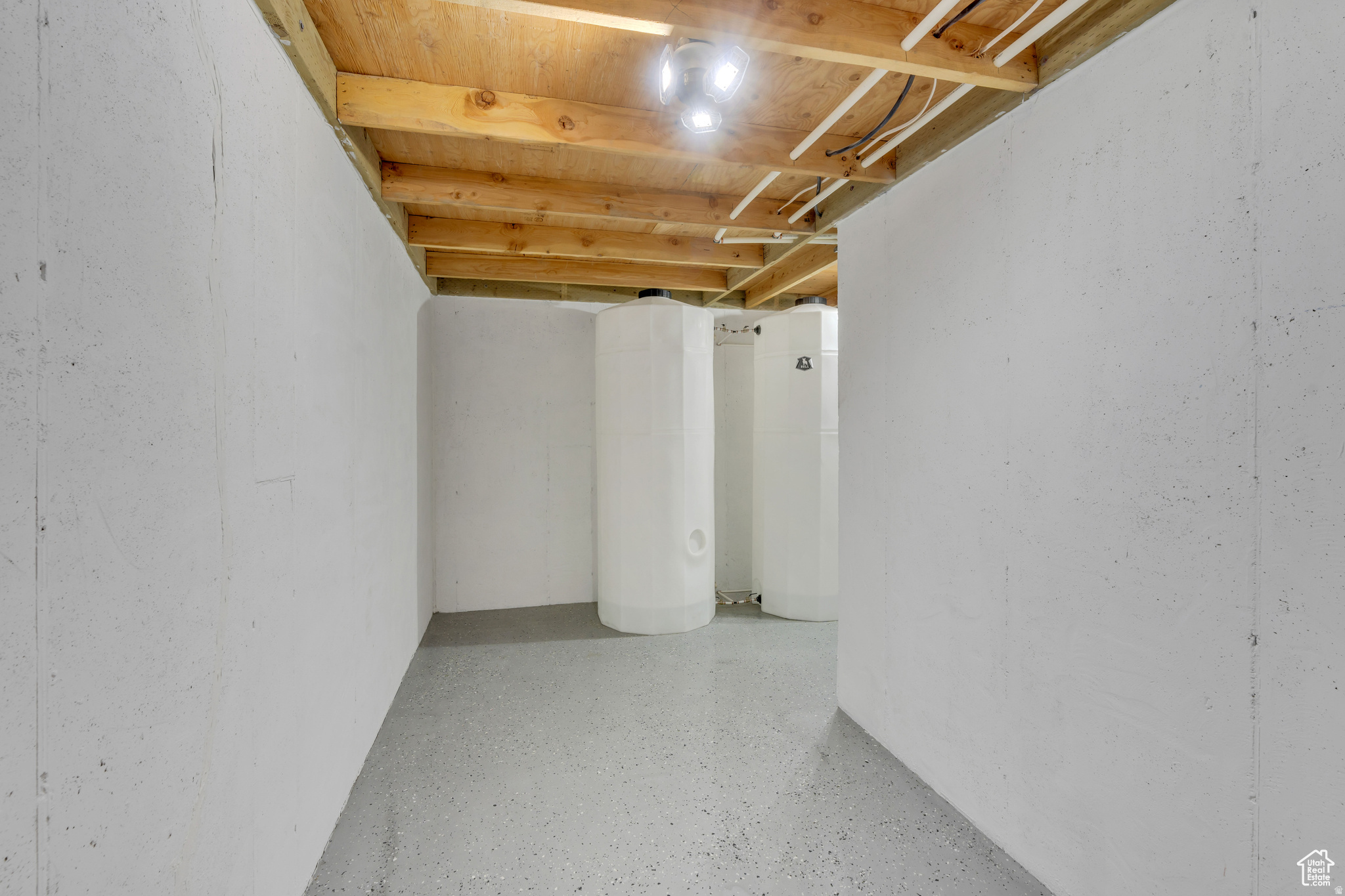 OLD ORCHARD ESTATES - Residential