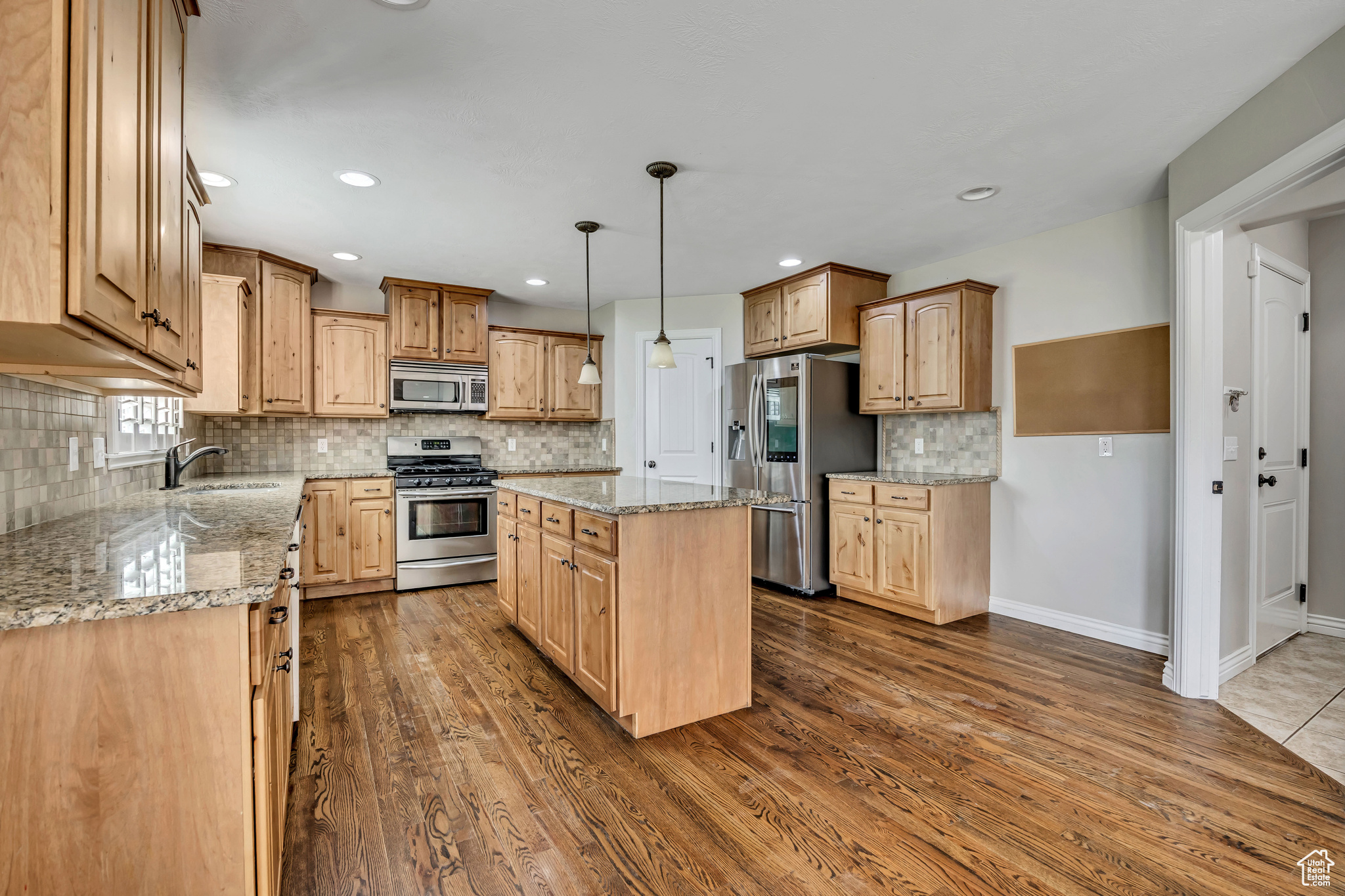 PONDEROSA ESTATES - Residential